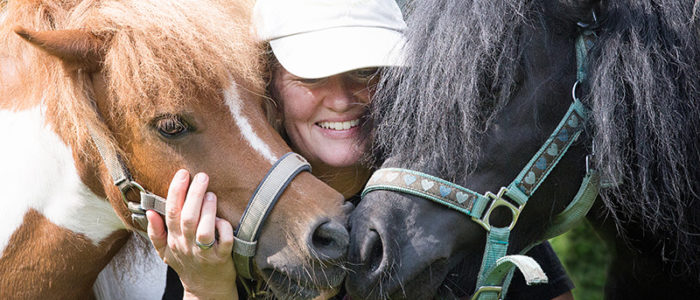 Katja Fechtig mit Pferden